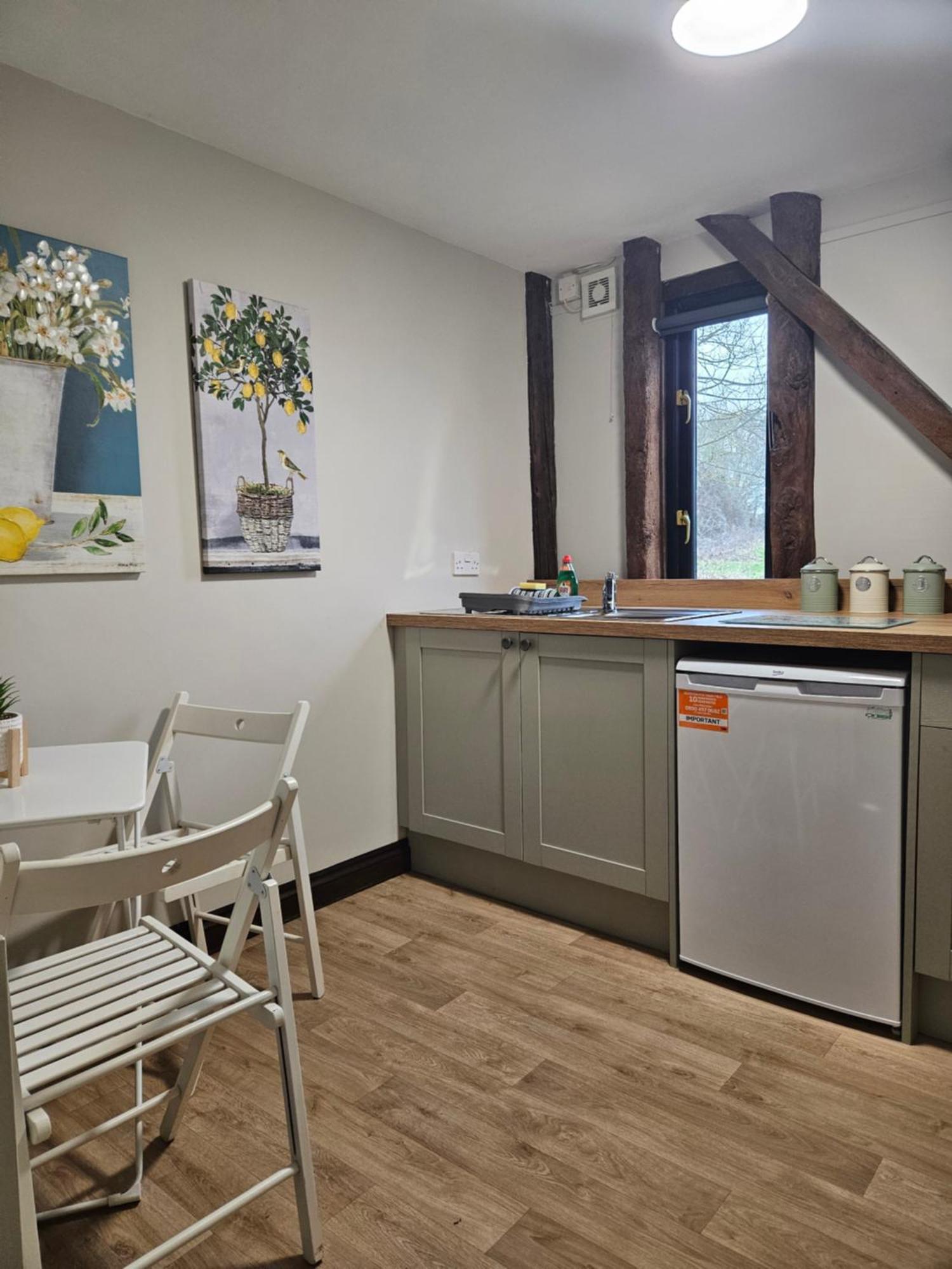 The Swan Inn Hilborough ภายนอก รูปภาพ